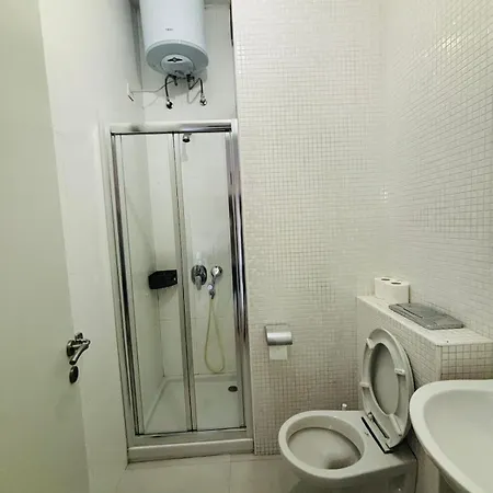 Sea Side Beautiful One Bedroom Apartment *
