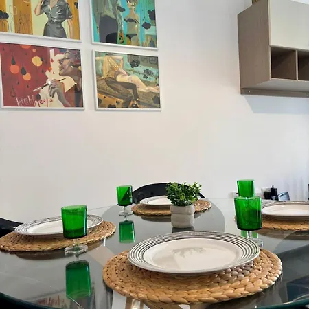 Sea Side Beautiful One Bedroom Appartamento *